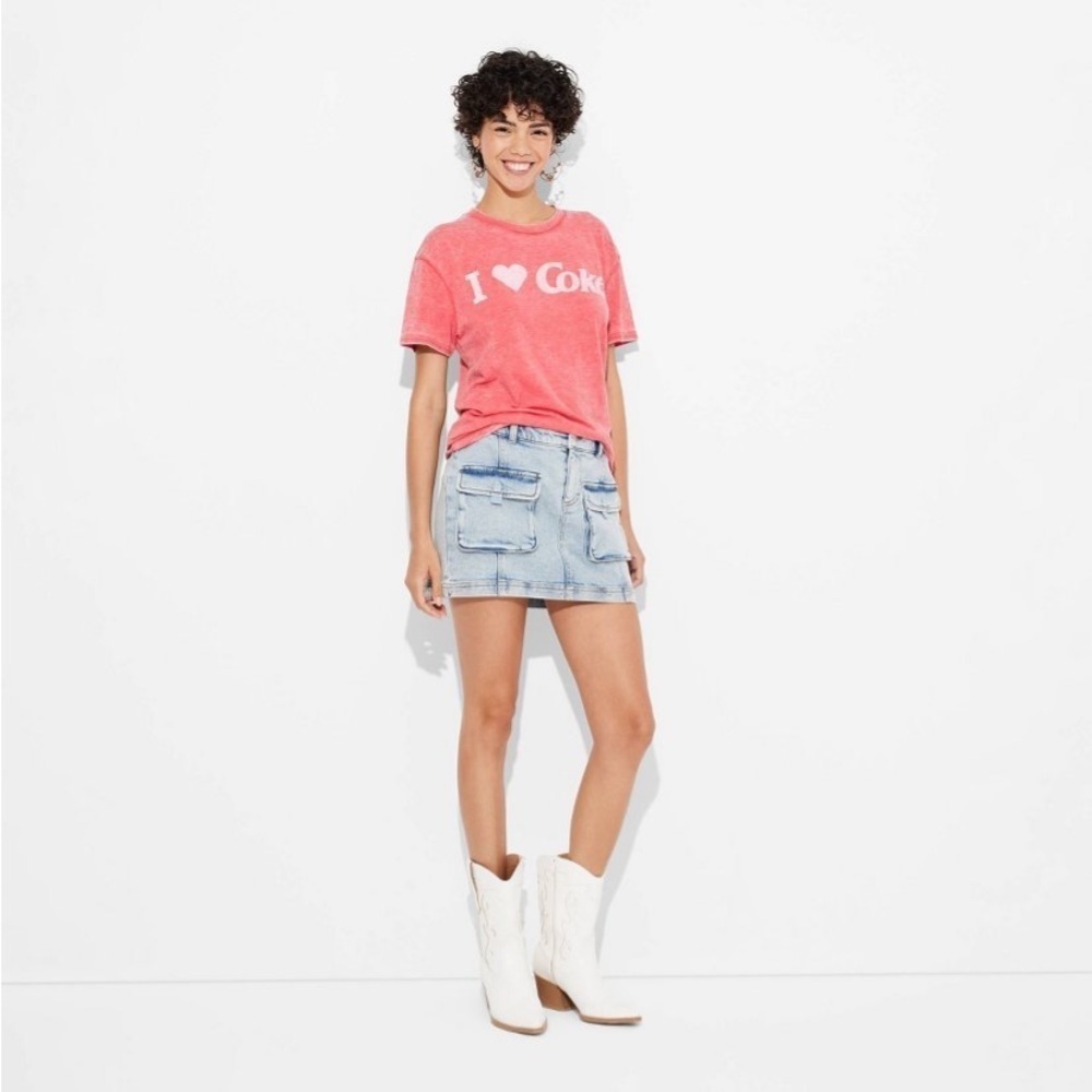 Women's I Heart Coke Burnout Oversized
Short Sleeve Graphic T-Shirt - Red new - Picture 3 of 5